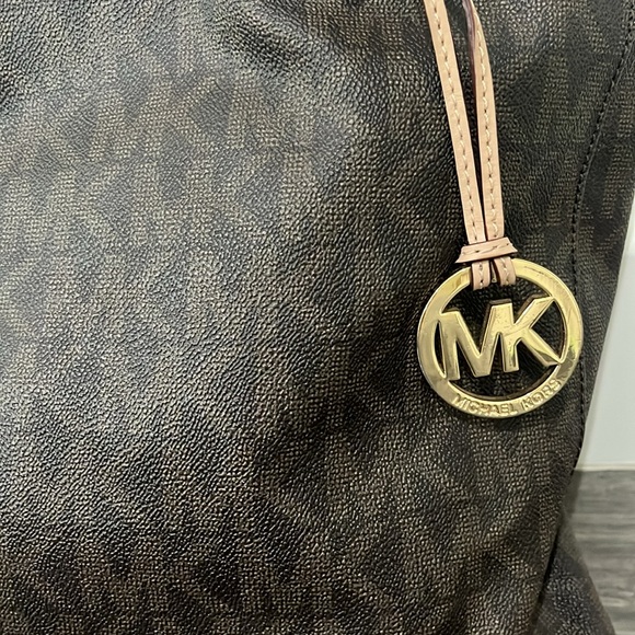 Michael Kors Large Tote Bag - Picture 2 of 6